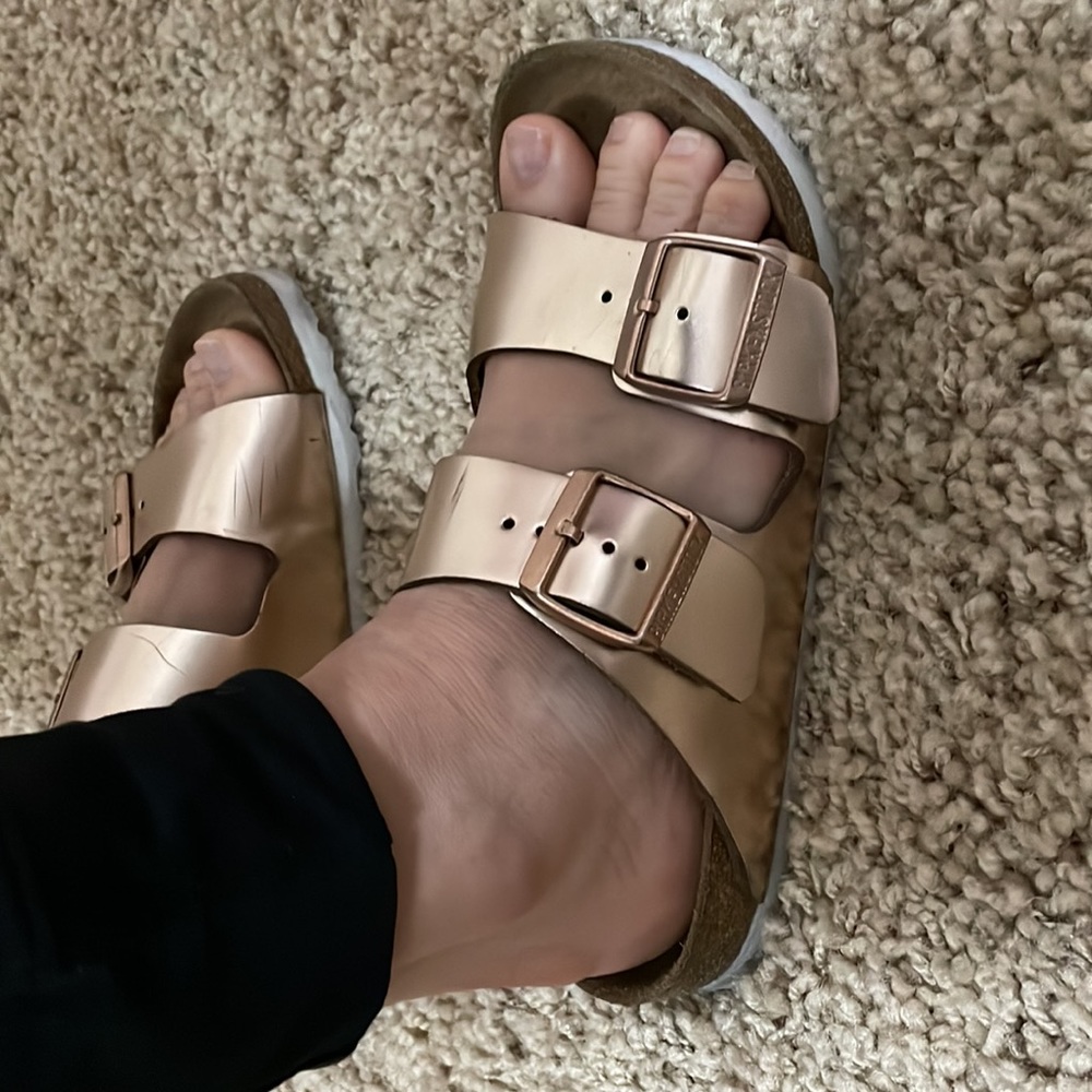 Rose gold Birkenstock. Size 37